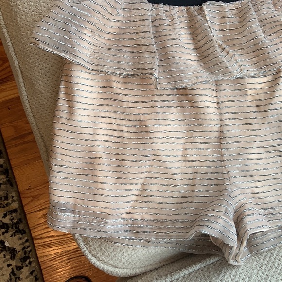 🆕BCBG Ruffle Fancy Shorts (sz 2-8) - Picture 4 of 9